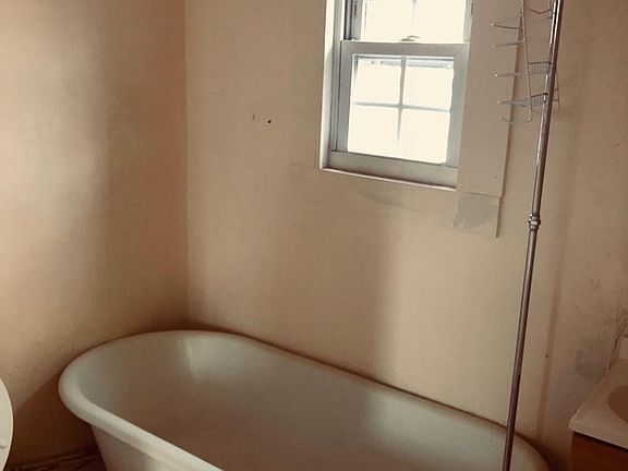 2nd image of 82 Kimberly Ave #2