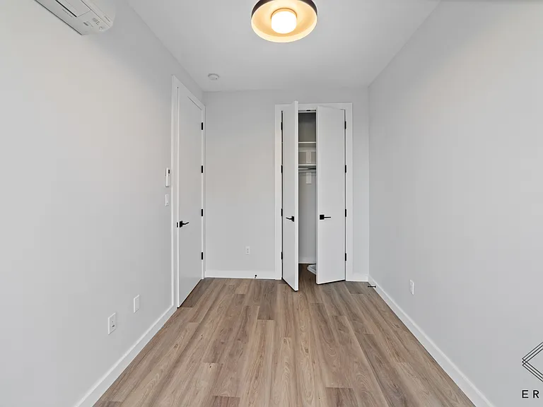 2913 Snyder Ave #5B — Photo 7