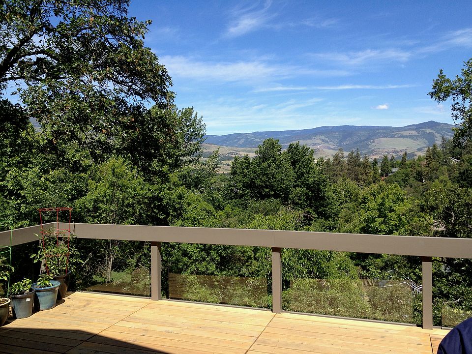 1st image of 66 Scenic Dr