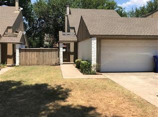 3737 River Oaks Dr, Norman, OK 73072