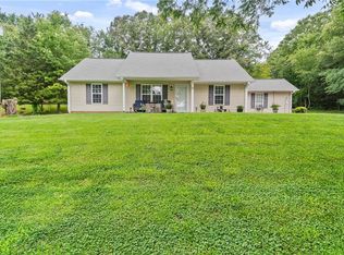 235 Tucker Hollow Rd SE, Calhoun, GA 30701