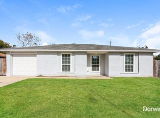 16739 Forest Bend Ave, Friendswood, TX 77546