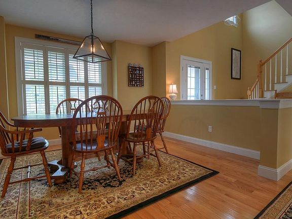 3rd image of 32 Harborlight Cir Unit 32