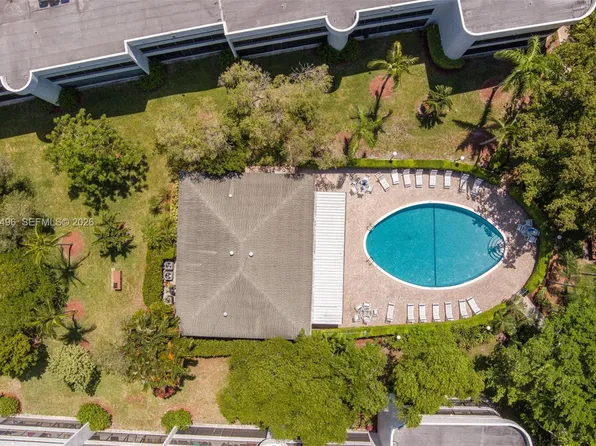 1420 Sheridan St APT 3H, Hollywood, FL 33020