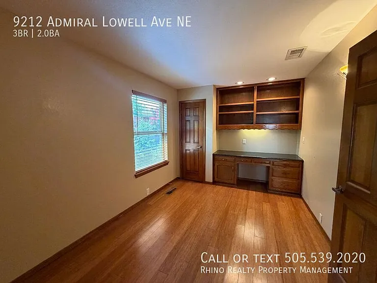 9212 Admiral Lowell Ave NE — Photo 16