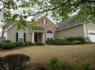 343 Hydesmere Dr, Sugar Hill, GA 30518