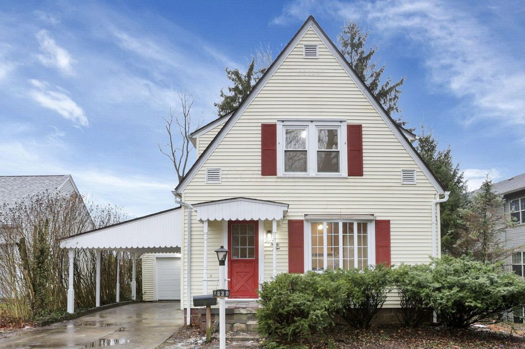Real estate listing image