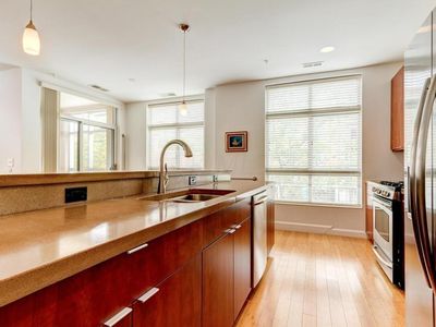 845 N High St, Columbus, OH, 43215