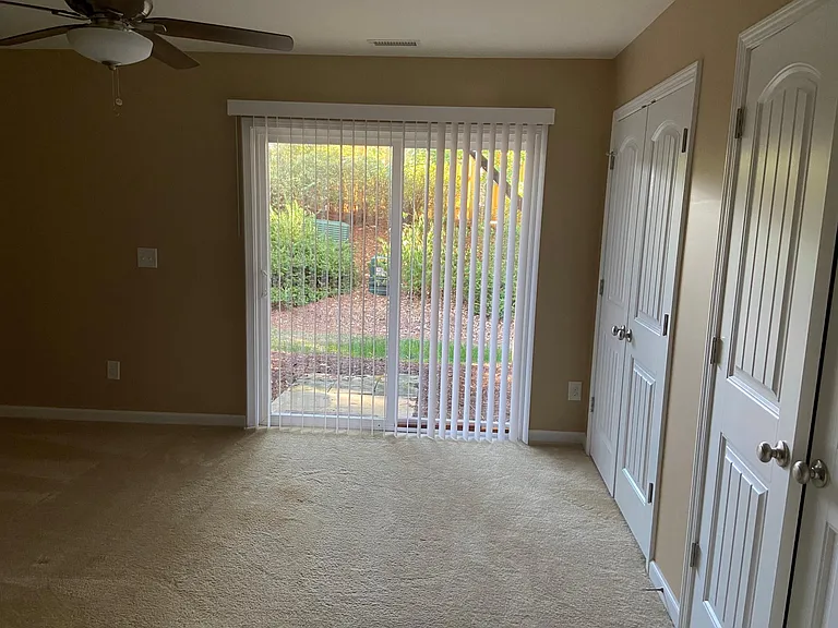 106 Irving Way — Photo 7