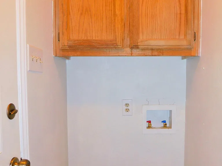 3008 Anysa Ln — Photo 19
