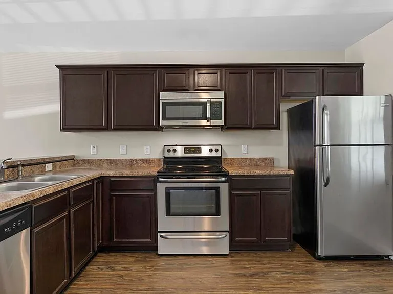 115 Virginias Landing Ct — Photo 11