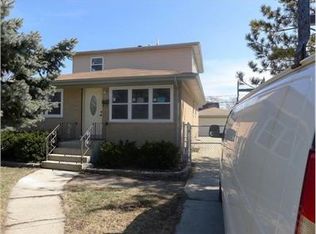 10443 Forest Ln, Chicago Ridge, IL 60415