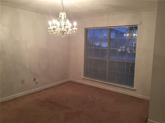 4th image of 3928 Aspen Dr