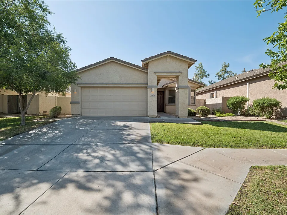 2519 E Fremont Rd
