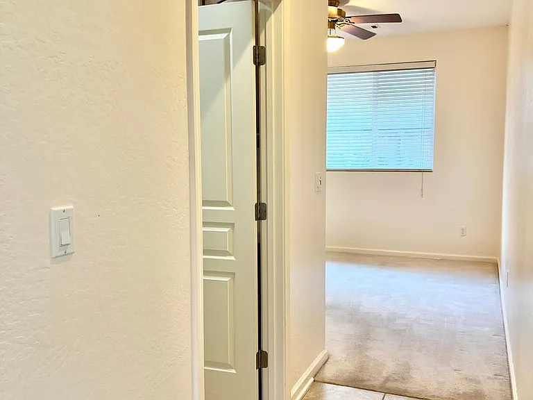 1135 Cliff Park Way — Photo 10
