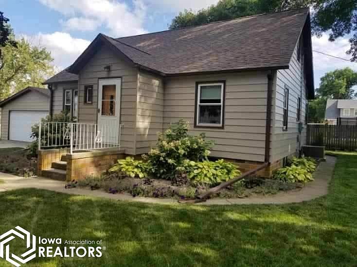 108 2nd St NE, West Bend, IA 50597 Zillow