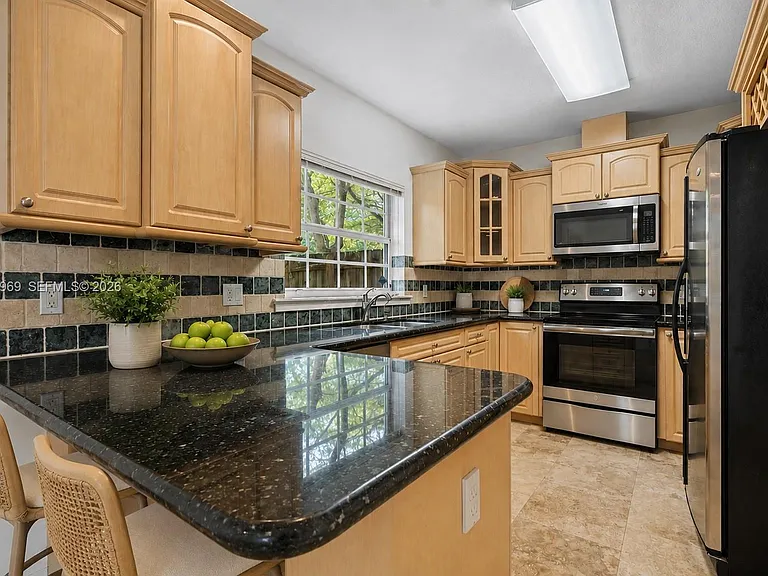 3229 Virginia St #3229 — Photo 3