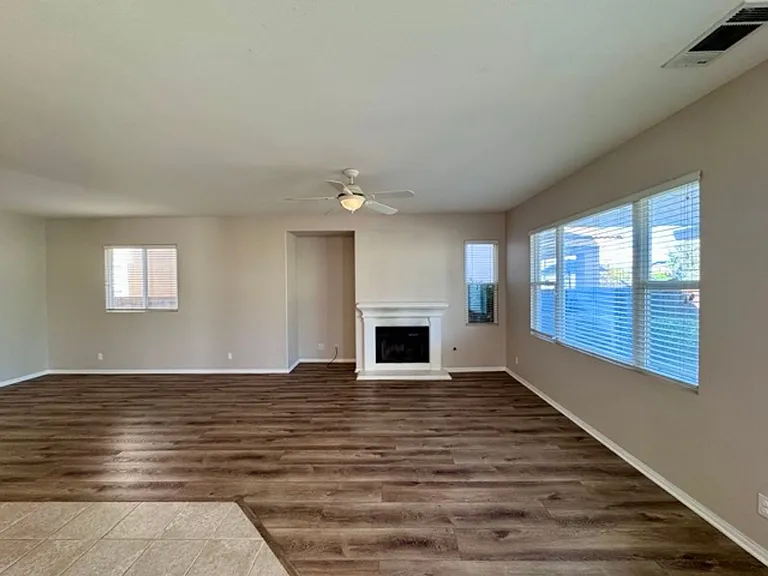 30906 Crystalaire Dr — Photo 16