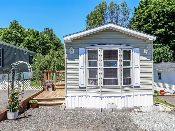 11 Shadow Lane, New Milford, CT 06776