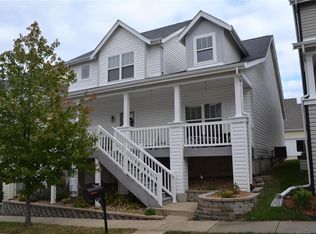 255 Vivaron Ave, Saint Charles, MO