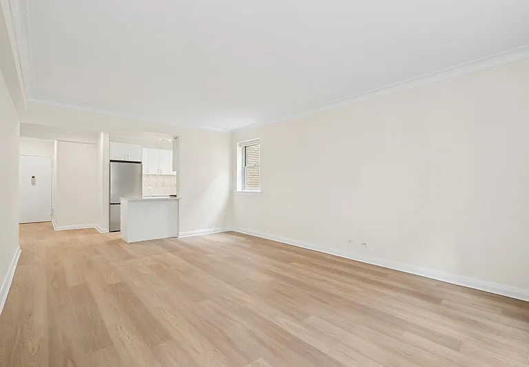 85 E End Ave #2N — Photo 3