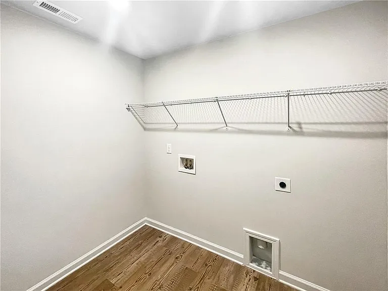 5141 Sidney Square Dr — Photo 10