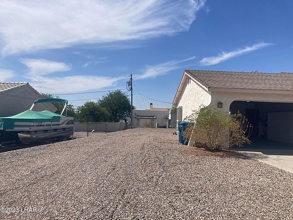 5th image of 3011 Appletree Dr