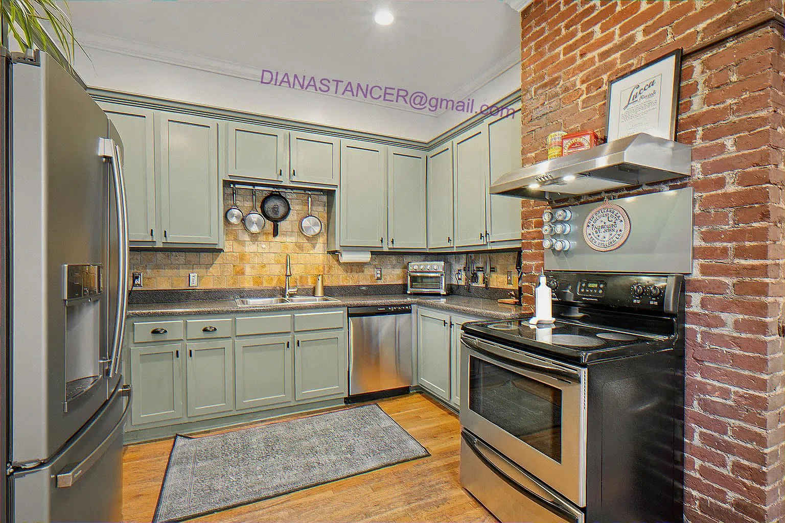 2 bed, $1,000 — Photo 1