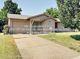 2701 Rosewood Dr, Mesquite, TX 75150
