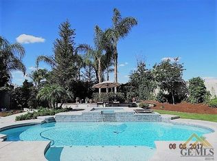 12100 Home Ranch Dr, Bakersfield, CA 93312
