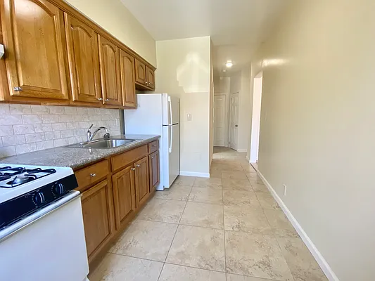 Rented by Highline Residential | media 16