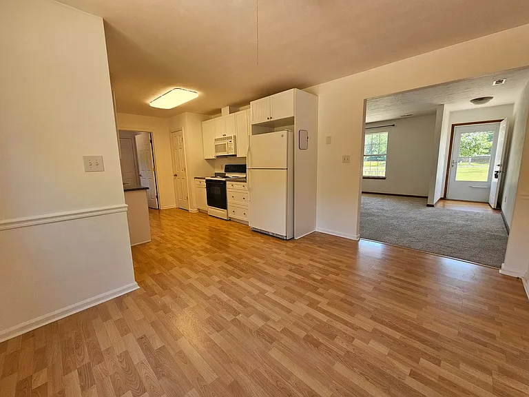 2164 Shipyard Rd — Photo 9