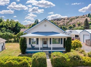 107 E 9th St, Colfax, WA 99111