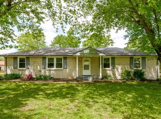 210 Nottingham Pl, Clarksville, TN 37042