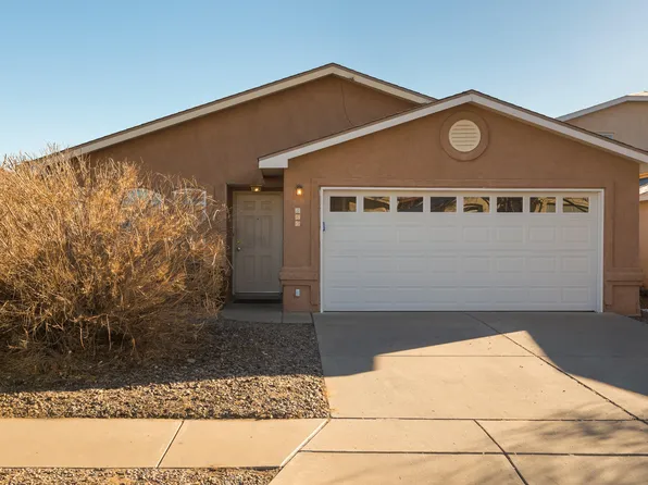 560 94th St SW, Albuquerque, NM 87121
