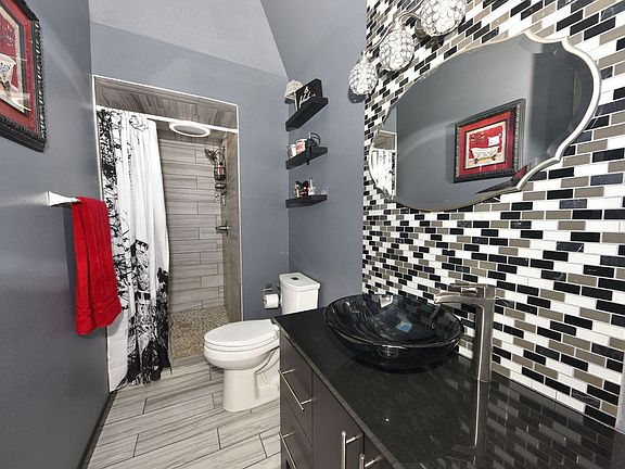 4th image of 12607 W Honey Ln
