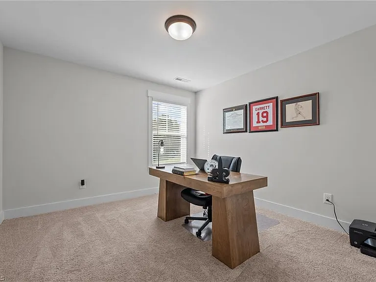 1103 Summerhouse Way — Photo 3