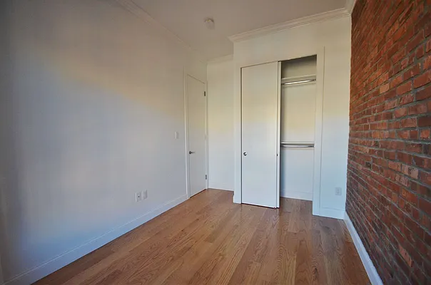 Rented by CITY SKYLINE REALTY INC | media 24