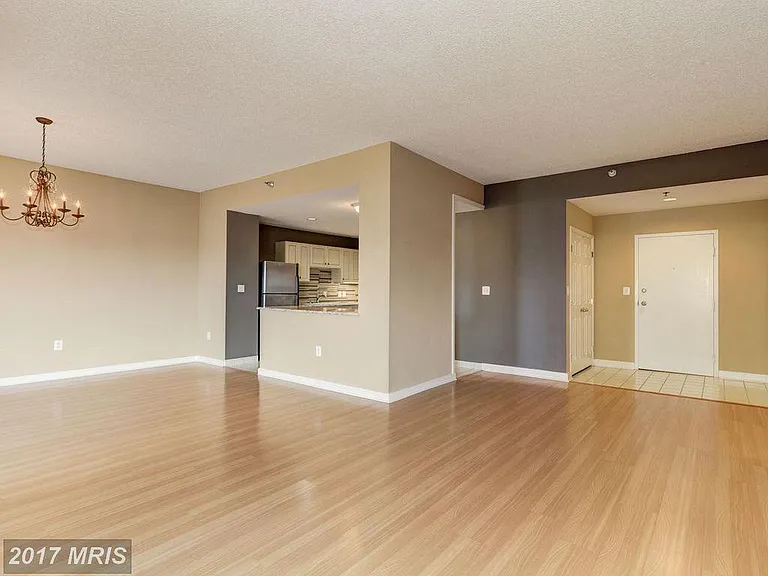 2515 Boston St #905 — Photo 7