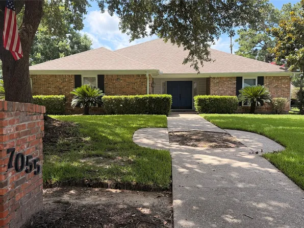 7055 Shanahan Dr, Beaumont, TX 77706