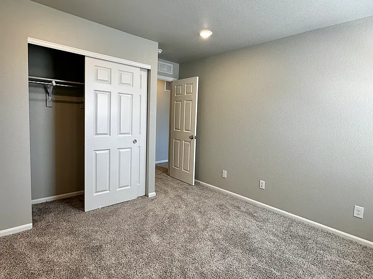 6384 N Lisbon St — Photo 7