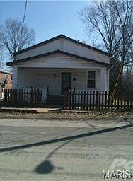 3rd image of 964 Dammert Ave