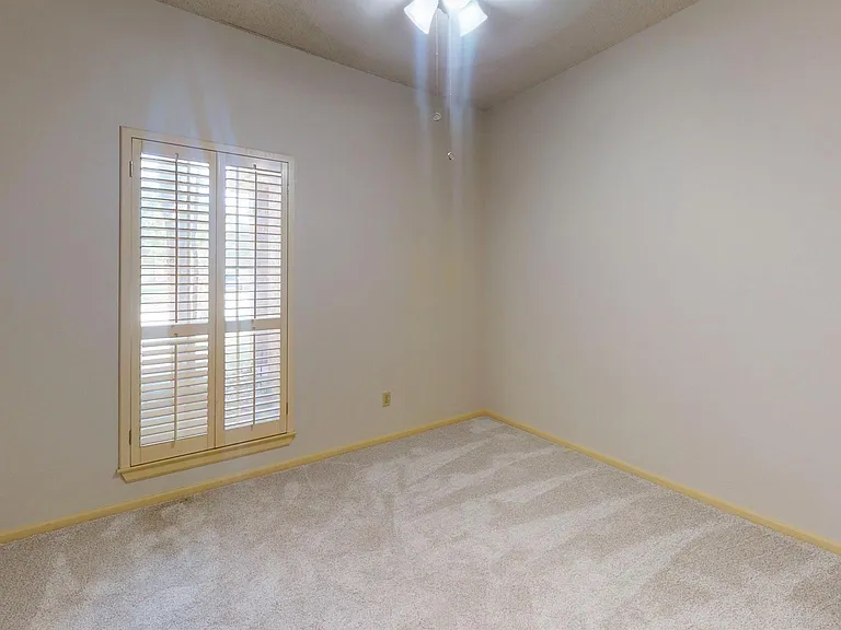 4012 Sendero Trl — Photo 19