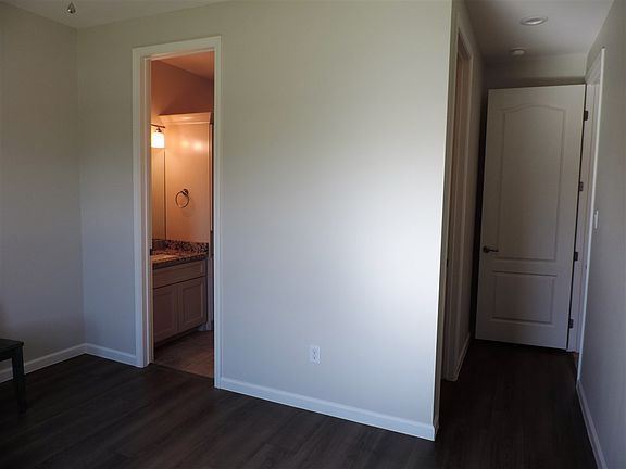 5th image of 7407 Thomas Harris Dr
