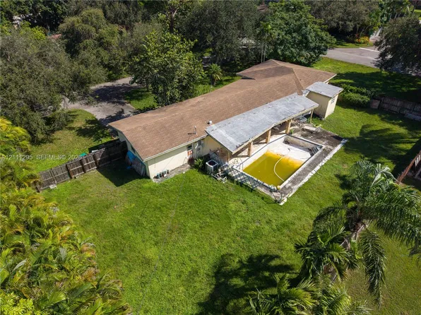 12940 SW 82nd Ct, Pinecrest, FL 33156