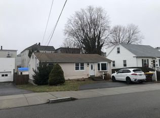 121 Arizona St, Fall River, MA 02723