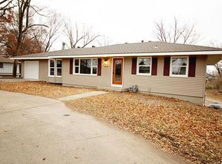 1214 Nashua Rd, Liberty, MO 64068