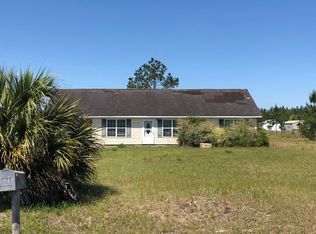 97 Spring Lake Dr, Folkston, GA 31537