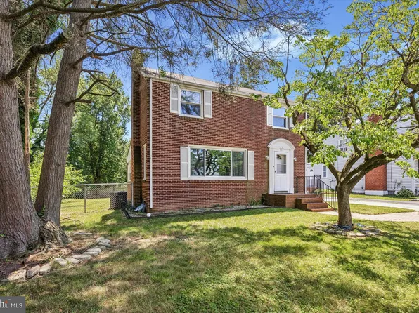 68 Landers Ln, New Castle, DE 19720