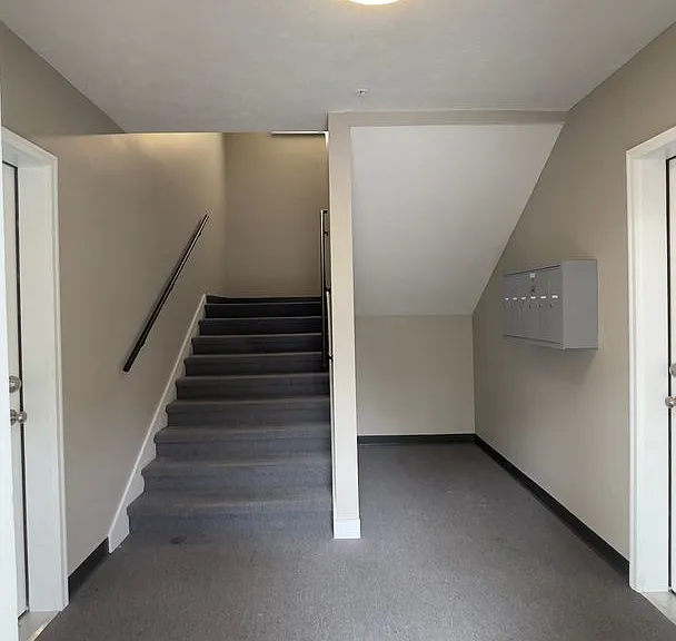 700 N 22nd St #205 — Photo 2